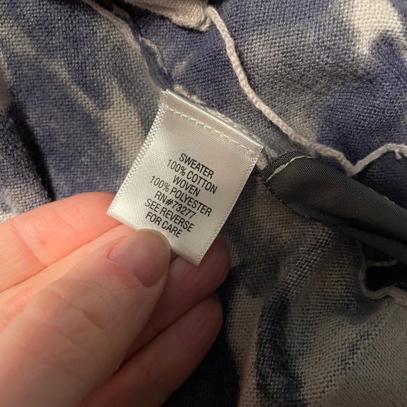 Vera Wang Watercolor Cardigan - Picture 3 of 7